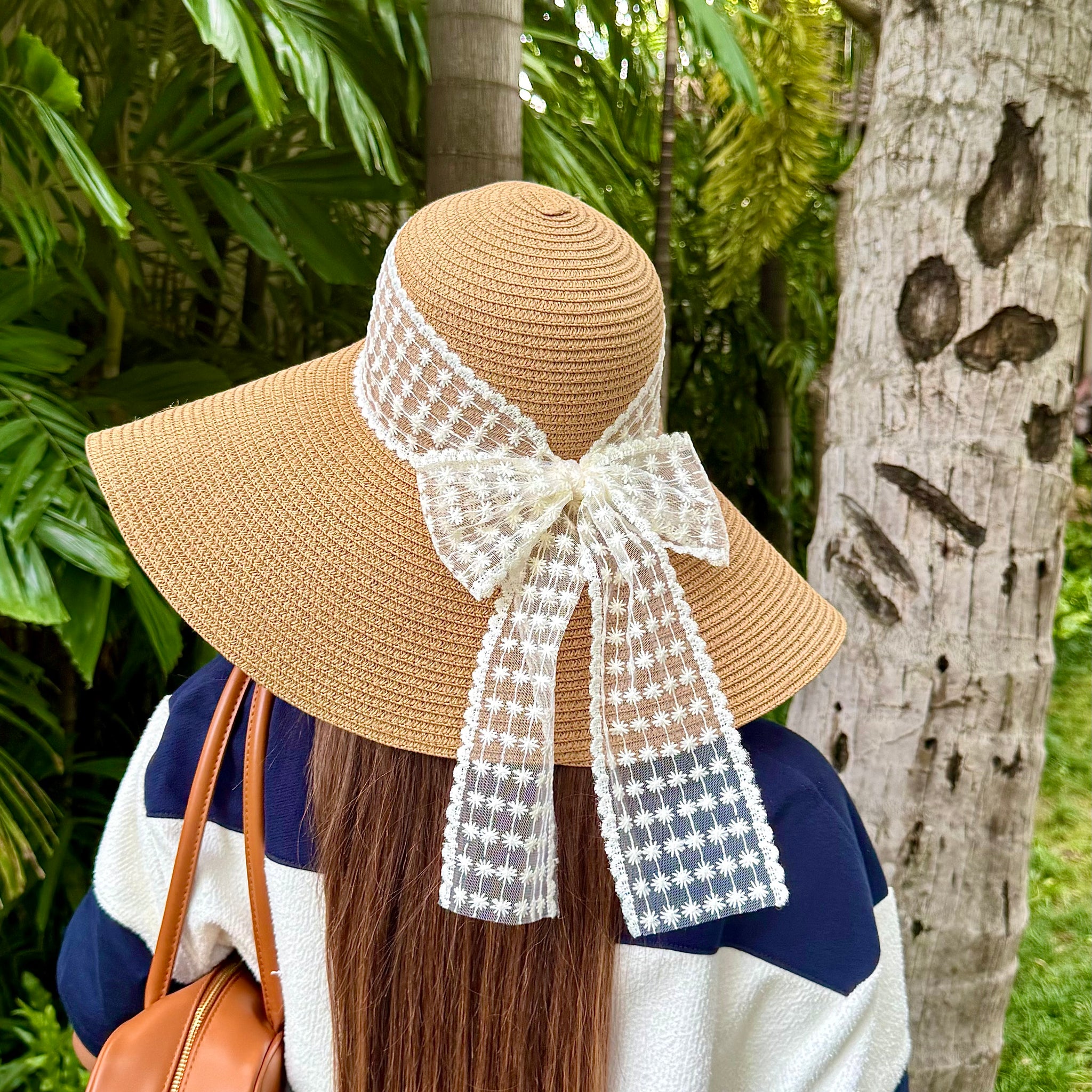 Chapeaux