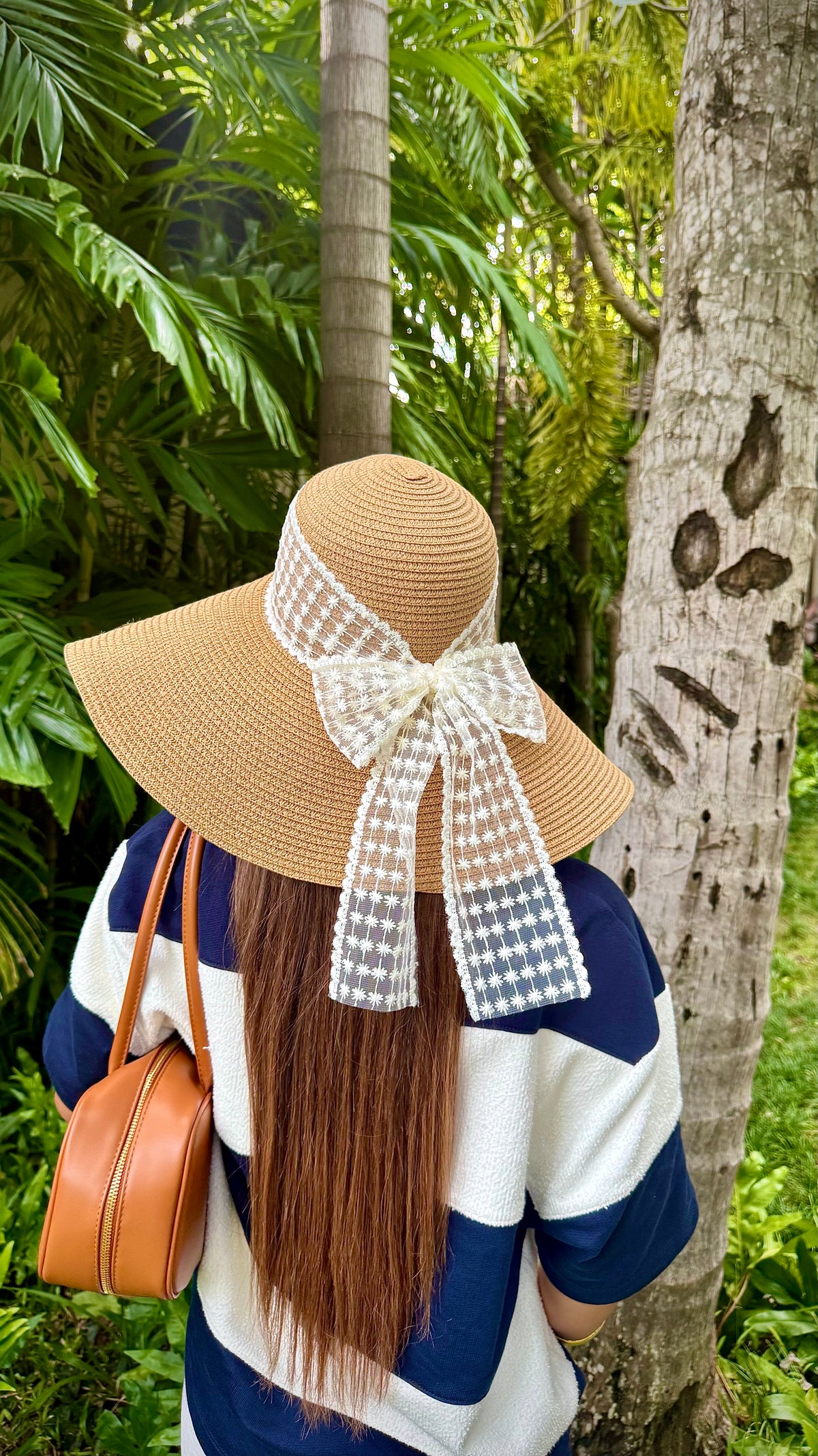 Chapeaux