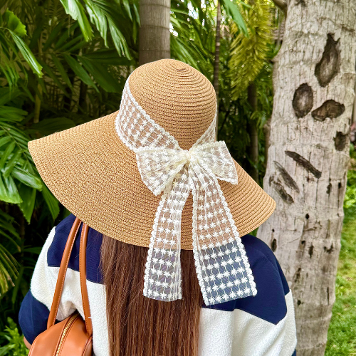 Grâce Éternelle – Chapeau Chic